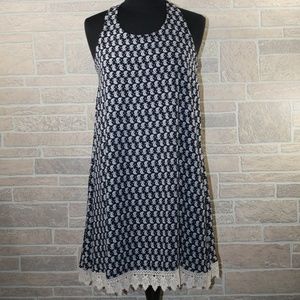 Basil & Lola Black Sleevelss Shift Dress Size M